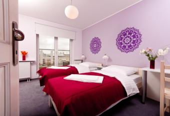 Cilantro Bed & Breakfast has Balcony rooms