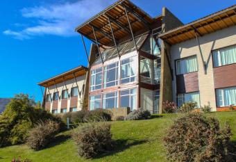Terrazas Del Calafate allows 18 year olds to book a room