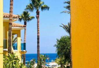 Malama Beach Holiday Village has Balcony rooms