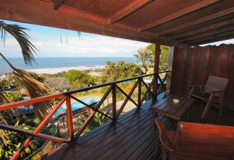 Wailana lodge allows 18 year olds to book a room