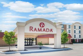 Ramada by Wyndham Watertown/Thousand Islands NY allows 18 year olds to book a room