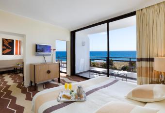 Seaside Palm Beach has Balcony rooms