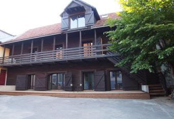 Kuninga 24/2 Old Town Apartments has Balcony rooms