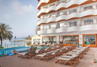 Apartamentos Mar y Playa has Balcony rooms