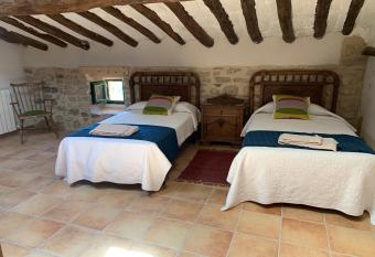 El Olivo de Sansol has Balcony rooms