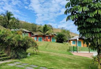 Hotel Pousada Bambuzal allows 18 year olds to book a room