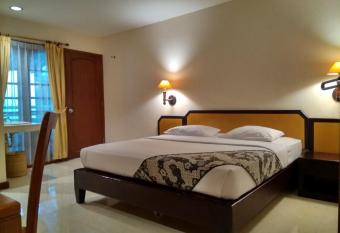 Hotel Baron Indah has Balcony rooms