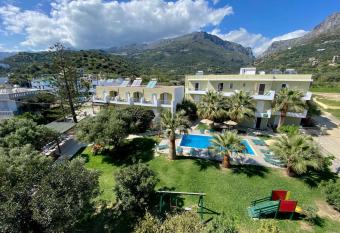 Manolis Apartments plakias has Balcony rooms