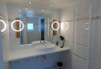 Hotel Eden has Balcony rooms