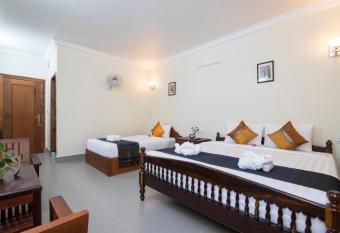 Chamraoen   s Home has Balcony rooms