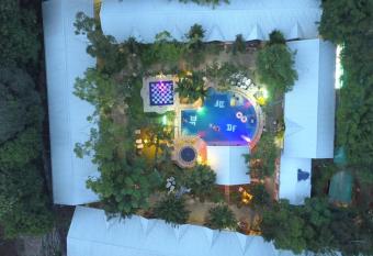 Deep Forest Garden Hotel has Balcony rooms