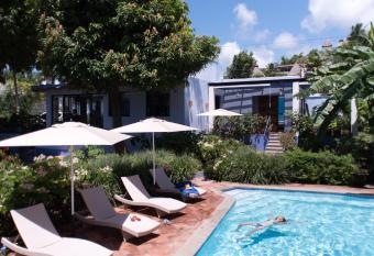 Casa Nawalli Sayulita Boutique Hotel - Adults Only allows 18 year olds to book a room