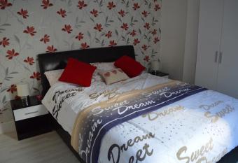 Victoria House has Balcony rooms