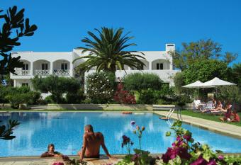 Mantenia Hotel has Balcony rooms