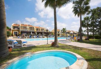 Club Aphrodite has Balcony rooms