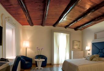 Maison Tofani has Balcony rooms