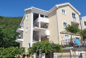 Apartmani Mia Sorajic has Balcony rooms