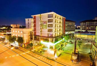 Mooks Residence has Balcony rooms