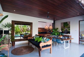 3BR Villa Erja - Minggu Villas has Balcony rooms