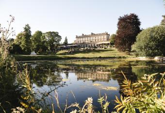 Cowley Manor Experimental has Balcony rooms