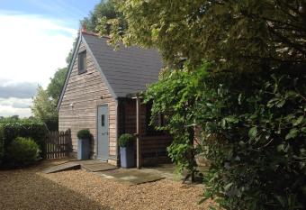 The Annex at Meadow Farm allows 18 year olds to book a room