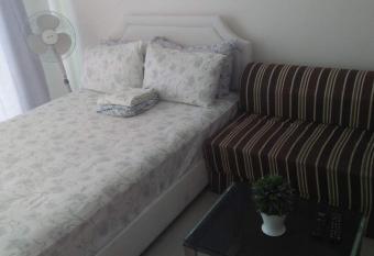 Azure Residences by Van Florendo has Balcony rooms