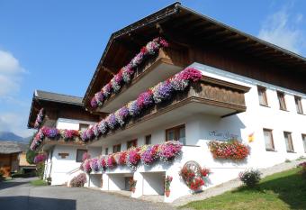 Appartement Haus Gatterer has Balcony rooms
