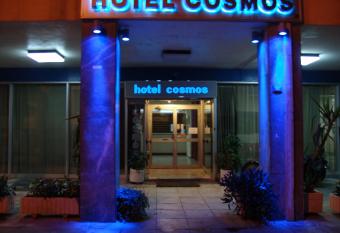 Hotel Cosmos allows 18 year olds to book a room