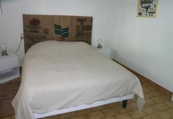 Le Ch  ne Li  ge allows 18 year olds to book a room