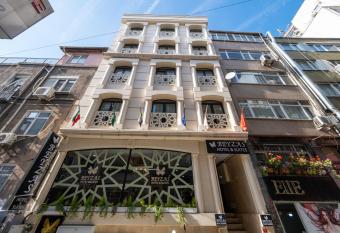 Beyzas Hotels & Suites allows 18 year olds to book a room