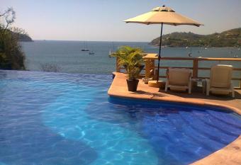 Hotel Irma has Balcony rooms