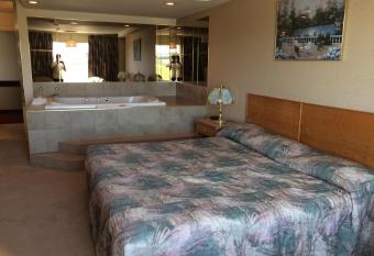 Western Budget Motel #1 & 2 Whitecourt allows 18 year olds to book a room