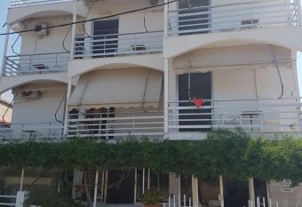 Pansion Marousa has Balcony rooms