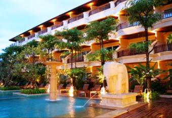 Avalon Beach Resort has Balcony rooms