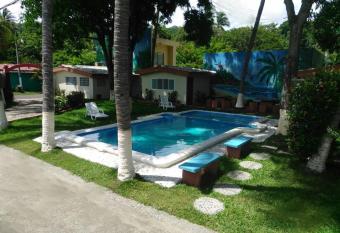 Hotel y Restaurante Rinc  n Familiar has Balcony rooms