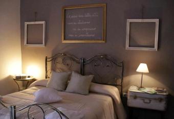 Le Dimore degli Artisti allows 18 year olds to book a room