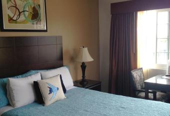 Morro Crest Inn allows 18 year olds to book a room