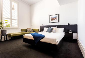 Middle Park Hotel allows 18 year olds to book a room