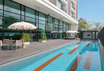 Tsix5 Hotel has Balcony rooms