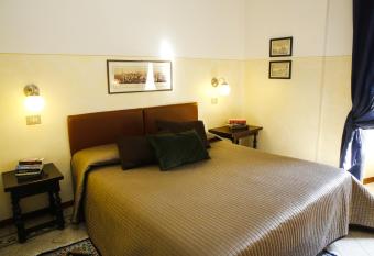 Albergo Garisenda allows 18 year olds to book a room