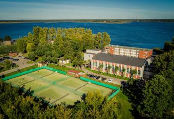 Hotel Mezaparks has Balcony rooms