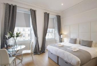 Hanover 71 Suites allows 18 year olds to book a room