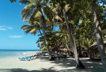 Playa Paraiso en Magante allows 18 year olds to book a room
