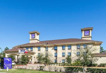 Sleep Inn And Suites Bush Intercontinental - Iah East allows 18 year olds to book a room