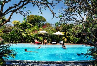 Bumas Hotel has Balcony rooms