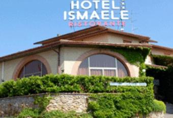 Hotel Ismaele has Balcony rooms