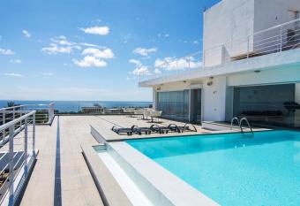 Loft Studio in Santo Domingo allows 18 year olds to book a room