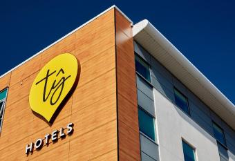 T   Magor allows 18 year olds to book a room