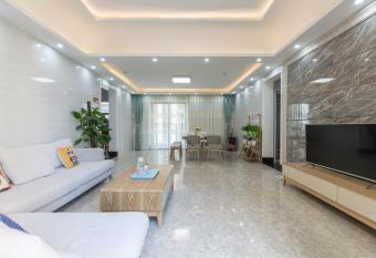             Moon Star City Homestay has Balcony rooms