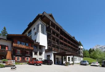 Hotel Seehof-Arosa has Balcony rooms